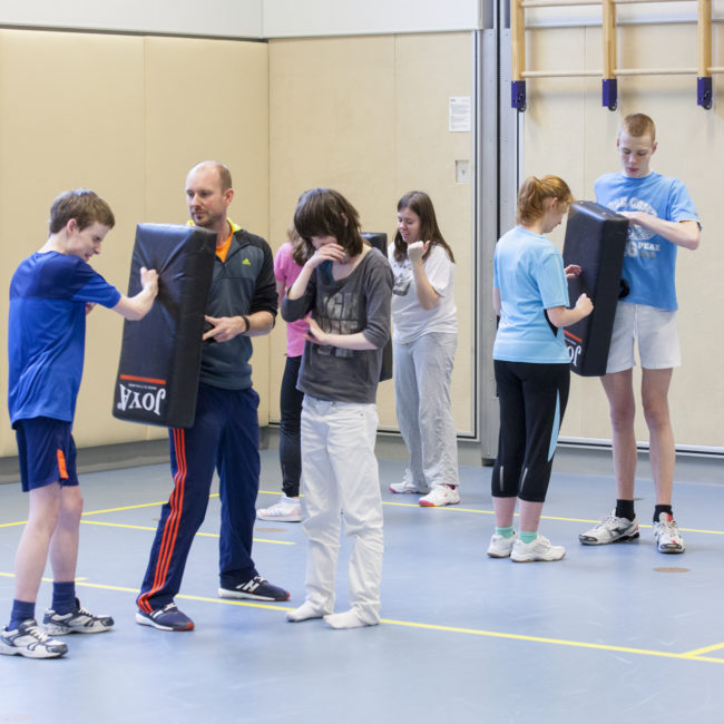 Mike, docent lichamelijke oefening Bartiméus